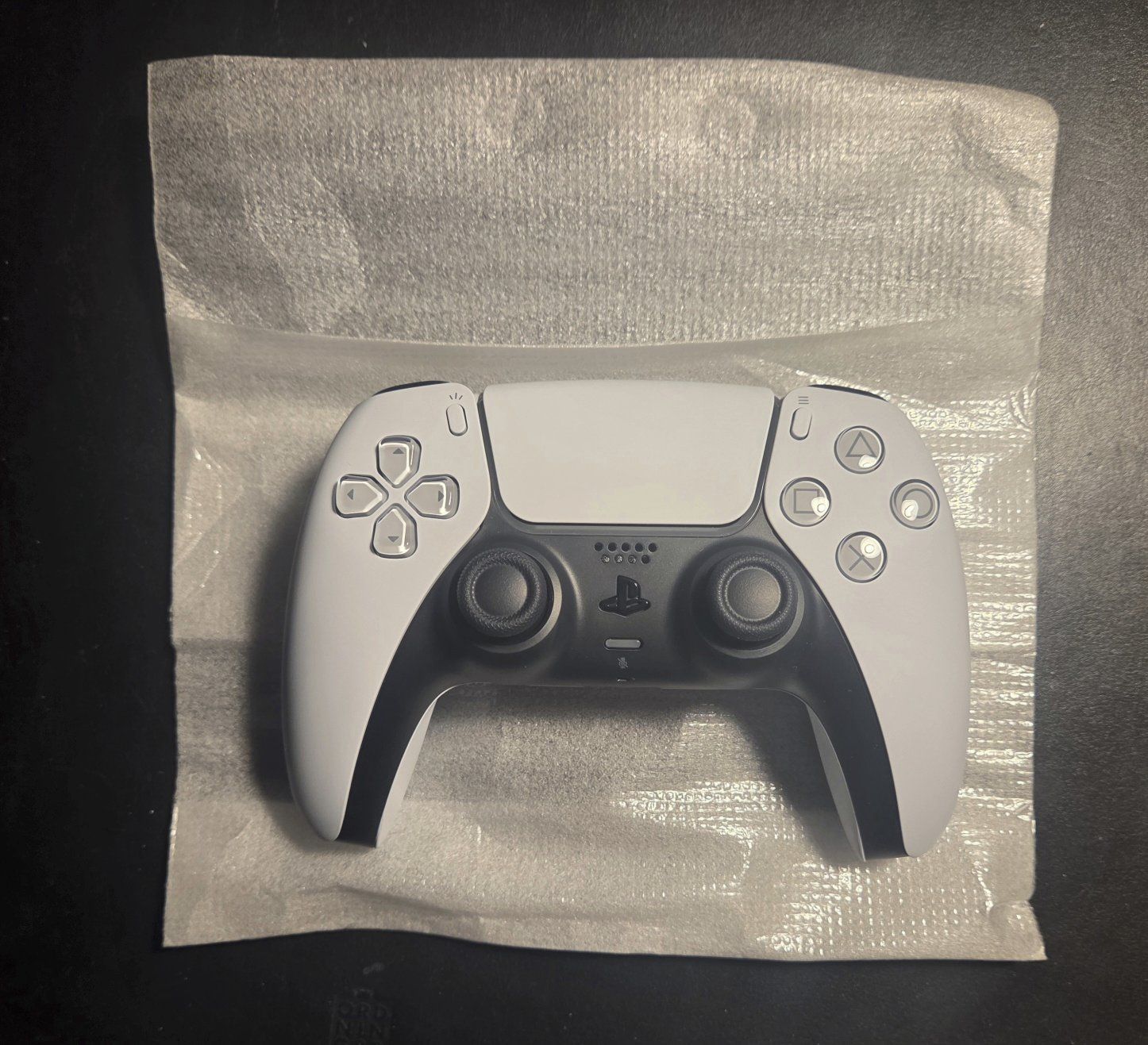 Sony Controller: Manette Sony DualSense PS5 blanche neuve – Nuovo (secondo la descrizione) da Satigny venduto da CylZ