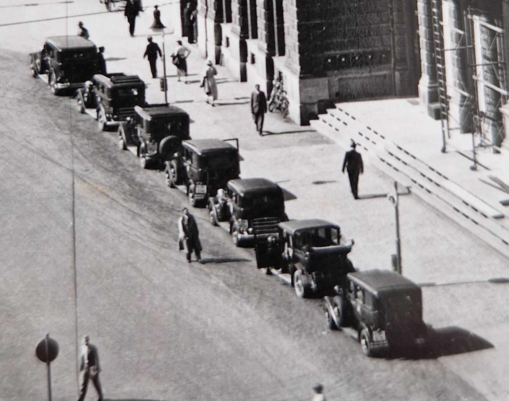 Cartoline postali: Zürich, Bahnhofplatz, Oldtimer – Usato da Ebikon venduto da Donar50 2