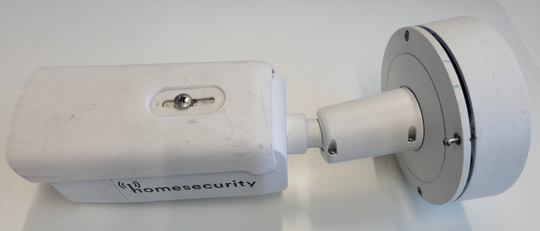 Videocamere: Hikvision DS-2CD2685FWD-IZS IP-Kamera – Usato da Tägertschi venduto da 9__Saeru__9