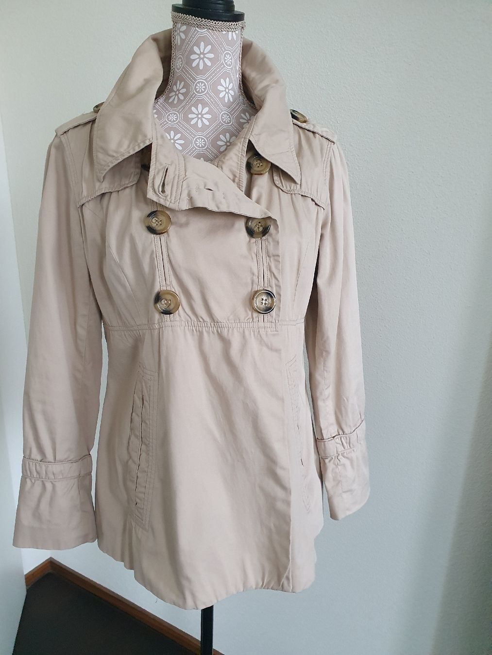 Cappotti: Trench Coat Saint Tropez – Usato da Ebertswil venduto da Luna_8