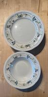 Lot de 17 assiettes Churchill England  Motif fleurs bleues