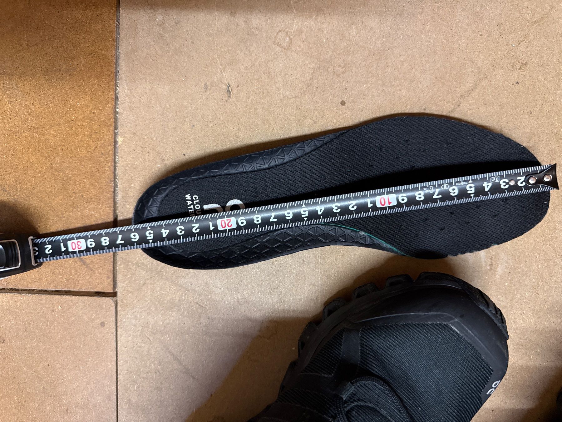 On Scarpe da uomo: On Cloud / Gr. 40 Schwarz Outdoor Top – Usato da St.Gallen venduto da Wvuvuosa 5