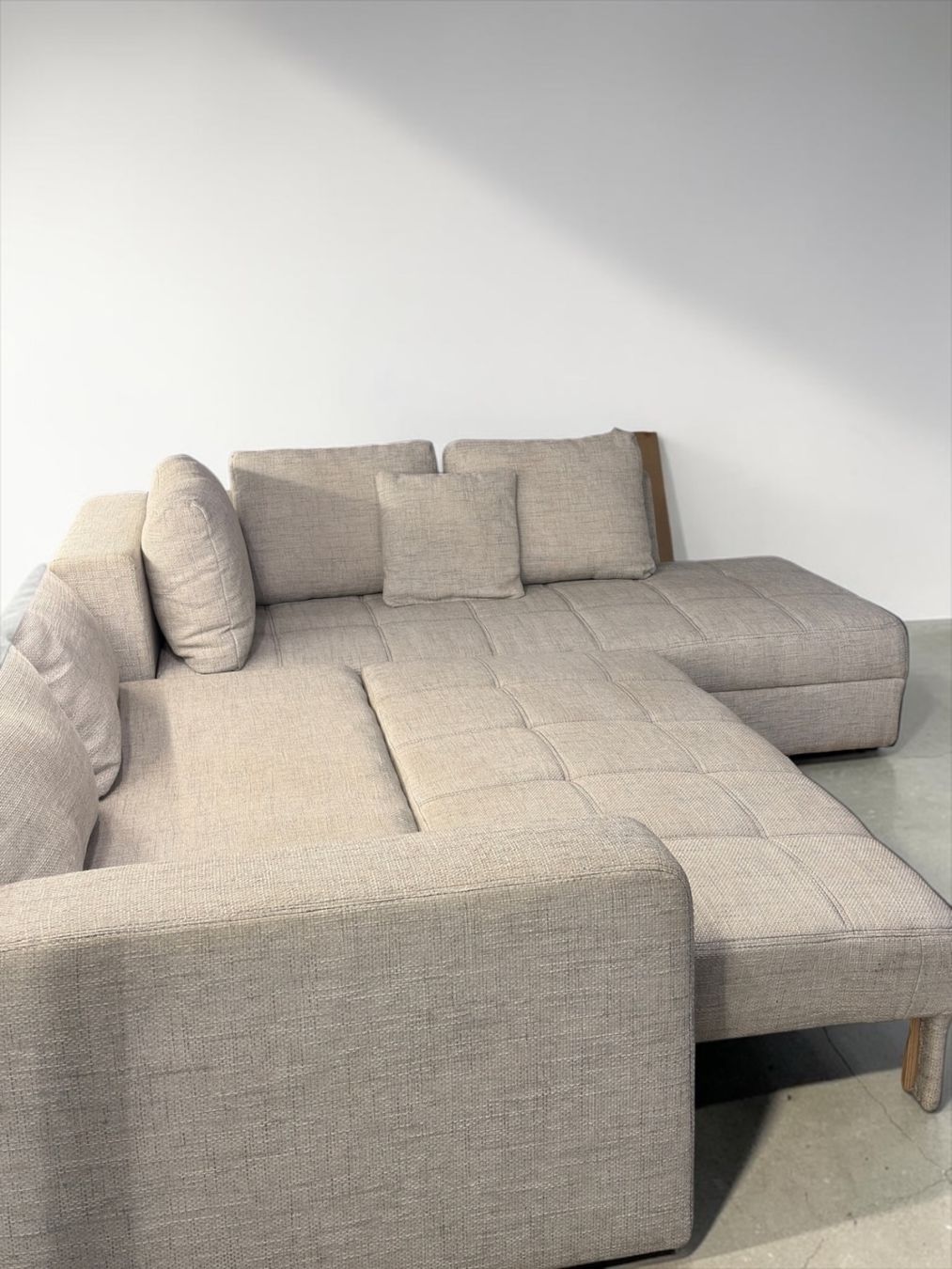 Sofas: Ecksofa Hellgrau mit BettFunktion – Gebraucht aus Fehraltorf von Sofalab.swiss 8