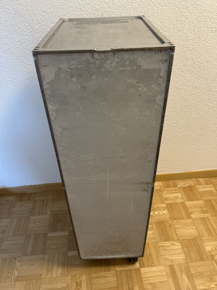 Swissair Sonstiges zu Aviatik: Swissair trolley Flugzeug – Gebraucht aus kloten von Sgana 2