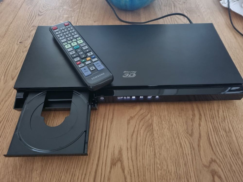Samsung BDD5500 3DBluRayPlayer Kaufen auf Ricardo