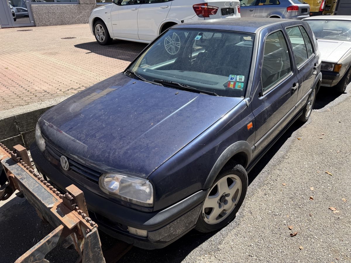 VW Autos: Volkswagen Golf VR6 VW Auto car Oldtimer  – Gebraucht aus Prosito von Danielehh 1