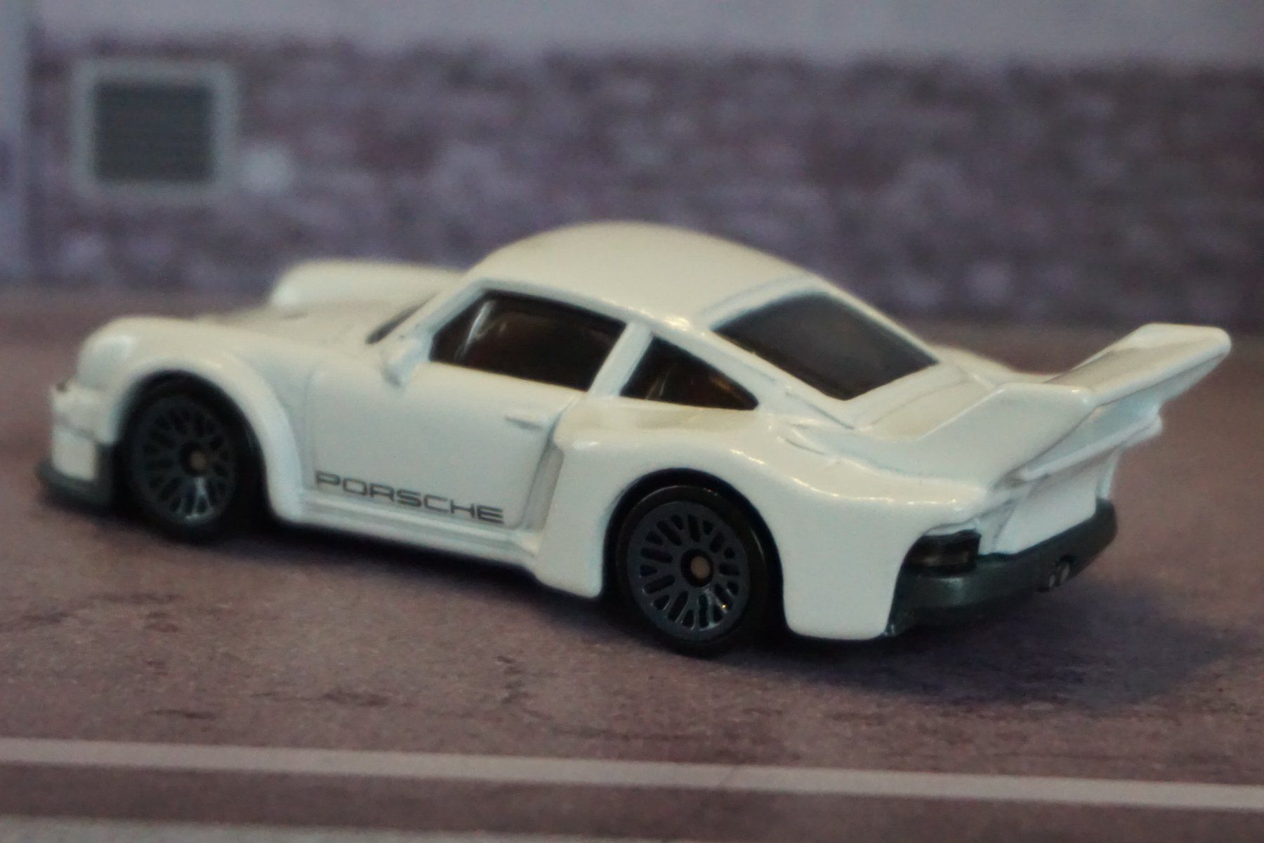 Hot Wheels Modellini d'auto: HotWheels Porsche 934.5 TOP !!!!!!!!!!!!!!!! – Usato da Reiden venduto da Doppeldecker69 1