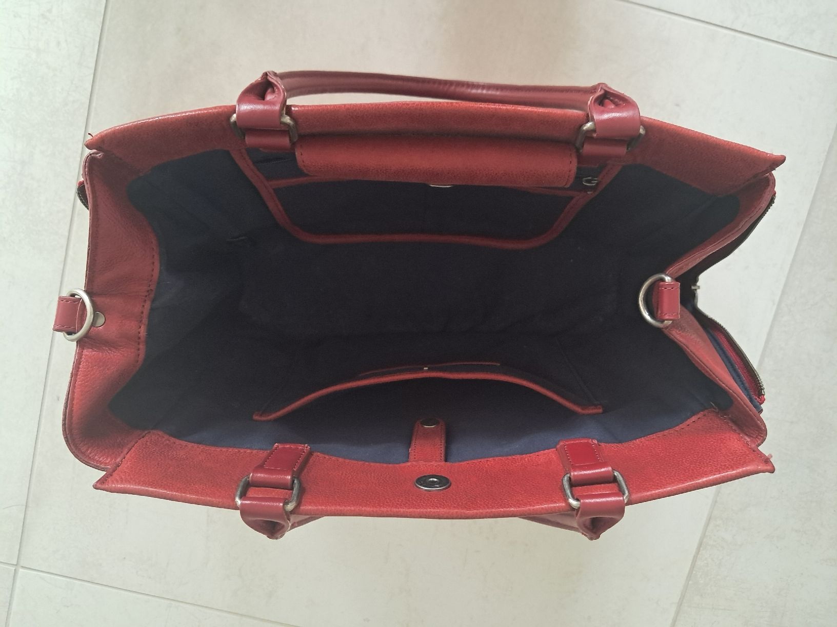 Nat & Nin Borse da donna: Sac Nat & Nin cuir de vachette – Usato da Estavayer-le-Lac venduto da erz_p6sb 1