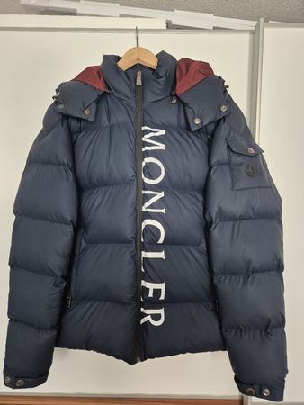 Moncler Herren Daunenjacke Gr. 3, NEU