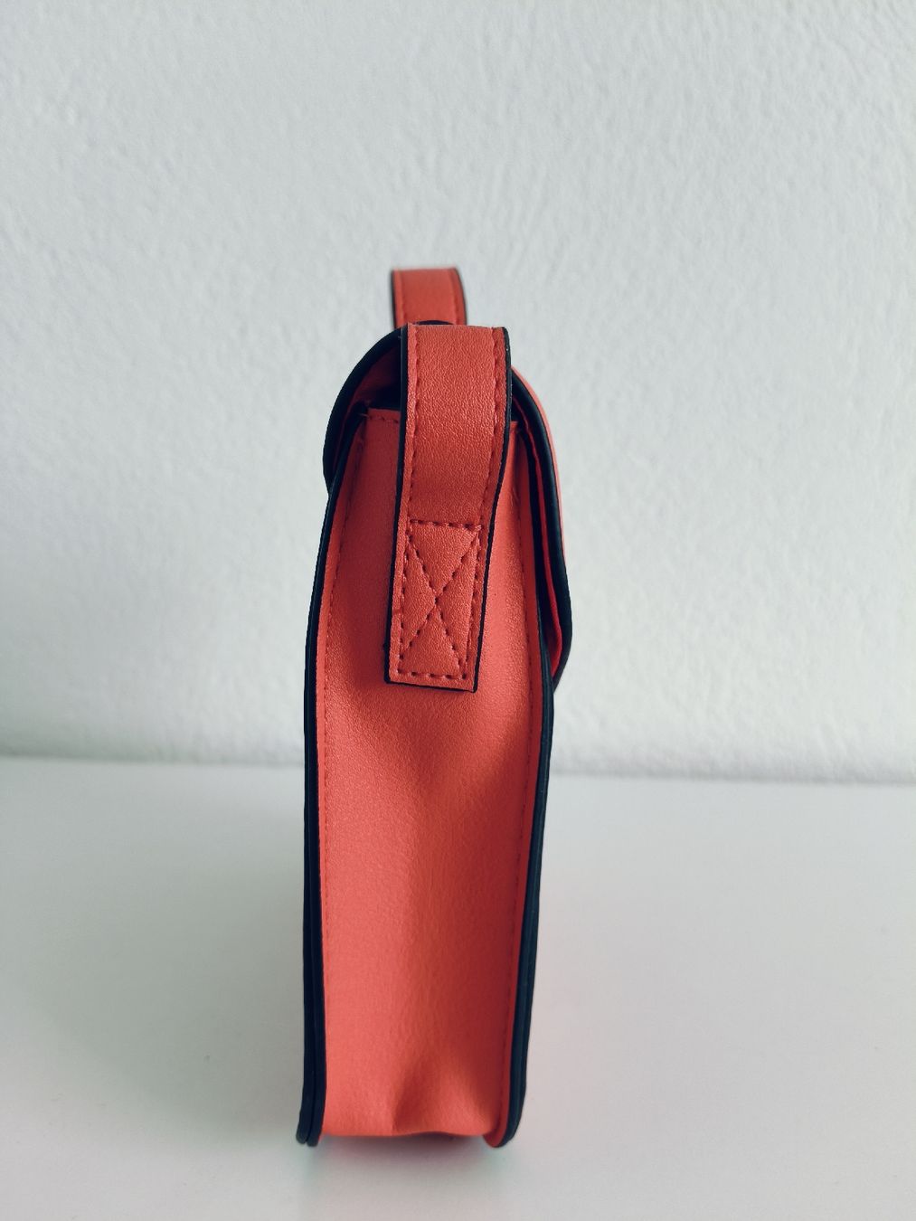Taschen für Damen: Handtasche – Neu und originalverpackt aus Winterthur von n_c_7gxz 3