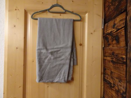 Grauer grosser Schal von Zara 204 x 244cm - 42650