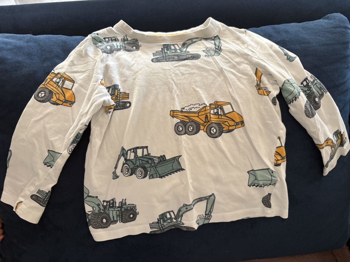 C&A Camicie, T-shirt & Polo: 4er.-Set LangarmShirt Gr. 104 – Usato da Oberhofen am Thunersee venduto da ver_n9w9 3