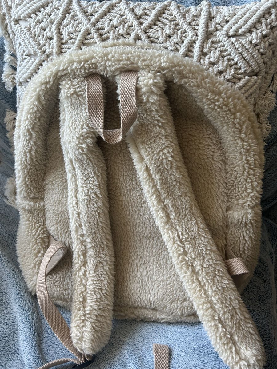 Sacs à dos: teddyfellrucksack barts – D'occasion à Wohlen b. Bern par Honeypie 1