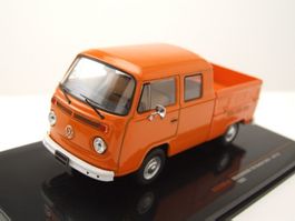 VW T2b Pick Up Doka 1972-1979 orange / weiss    1:43 von IXO