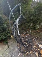 Korbstuhl aus Metall