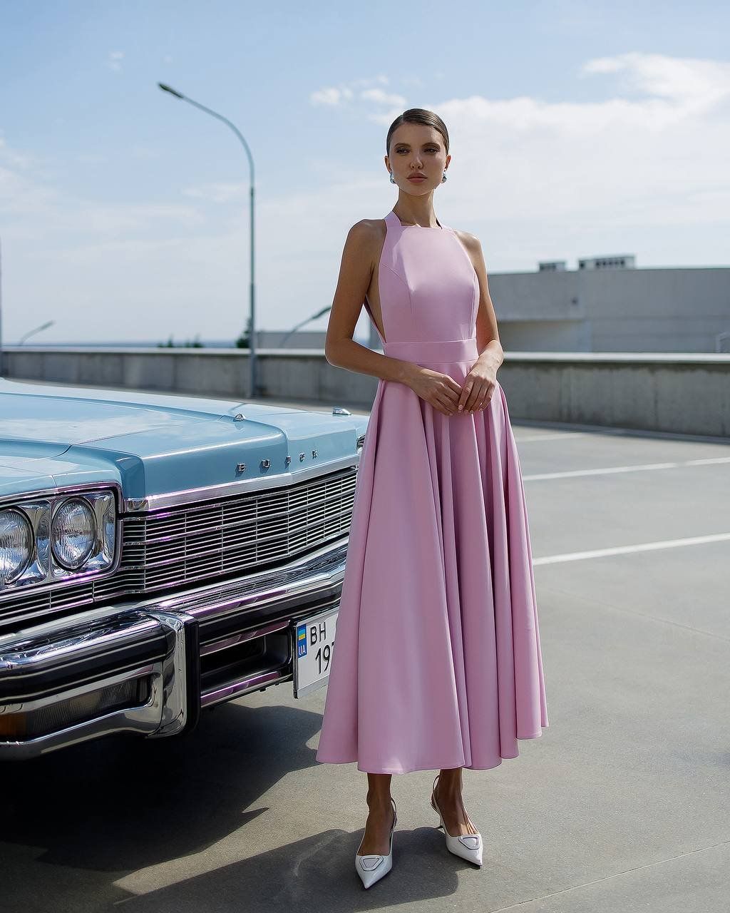 Vestiti: Rosa Elegant Midi Dress with Bow Size: M – Nuovo e nell'imballaggio originale da Zürich venduto da Ms.Me-Fashion