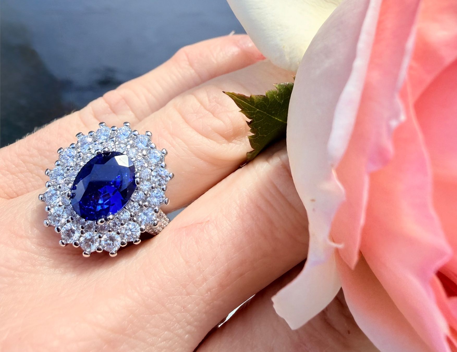 Anelli: Bague élégante avec saphir bleu – Nuovo e nell'imballaggio originale da St-Maurice venduto da Sandrinette123 2