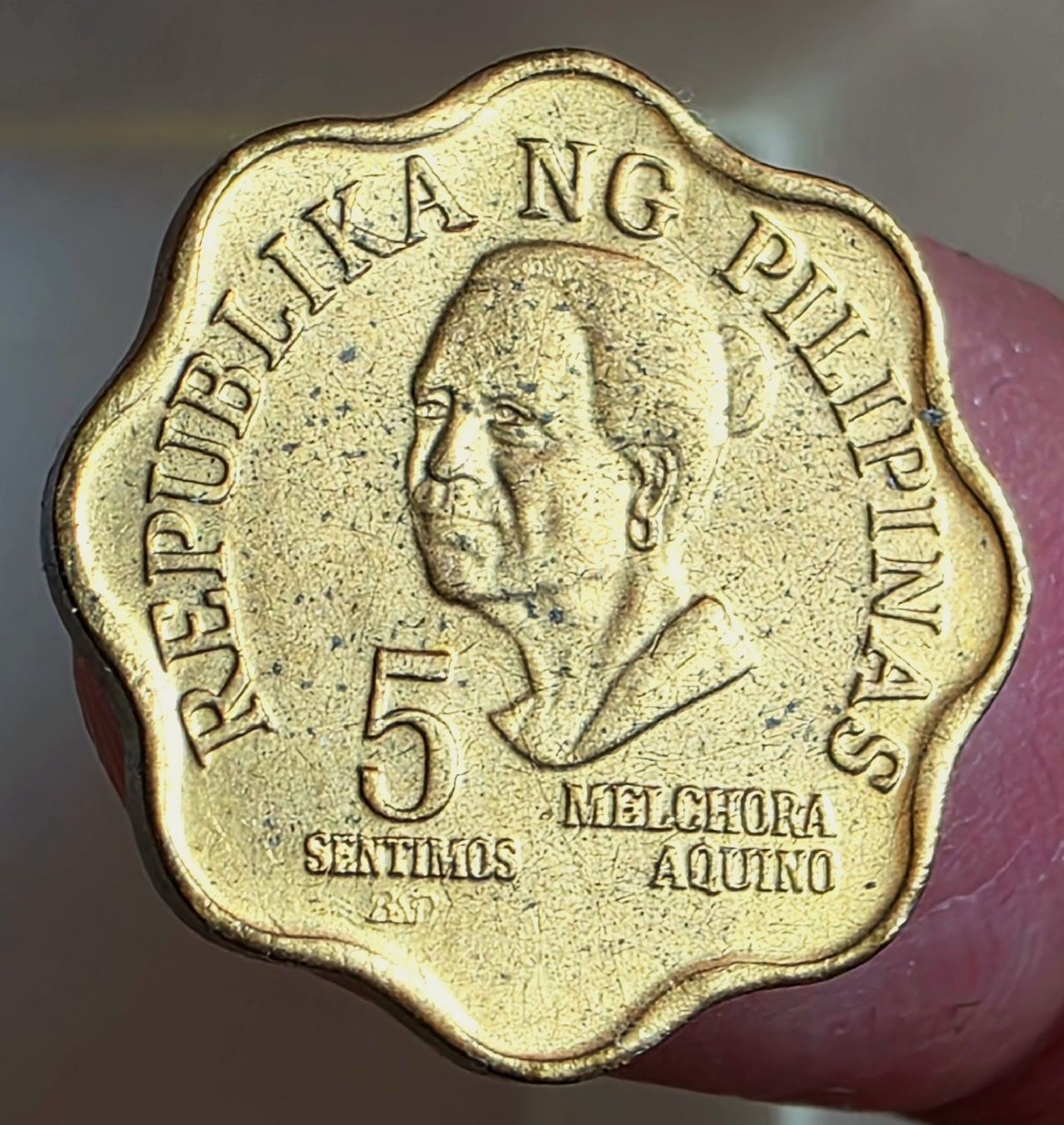 Tutti le monete: PHILIPPINEN 5 SENTIMOS  1979 – Usato da winterthur venduto da CoinPassion
