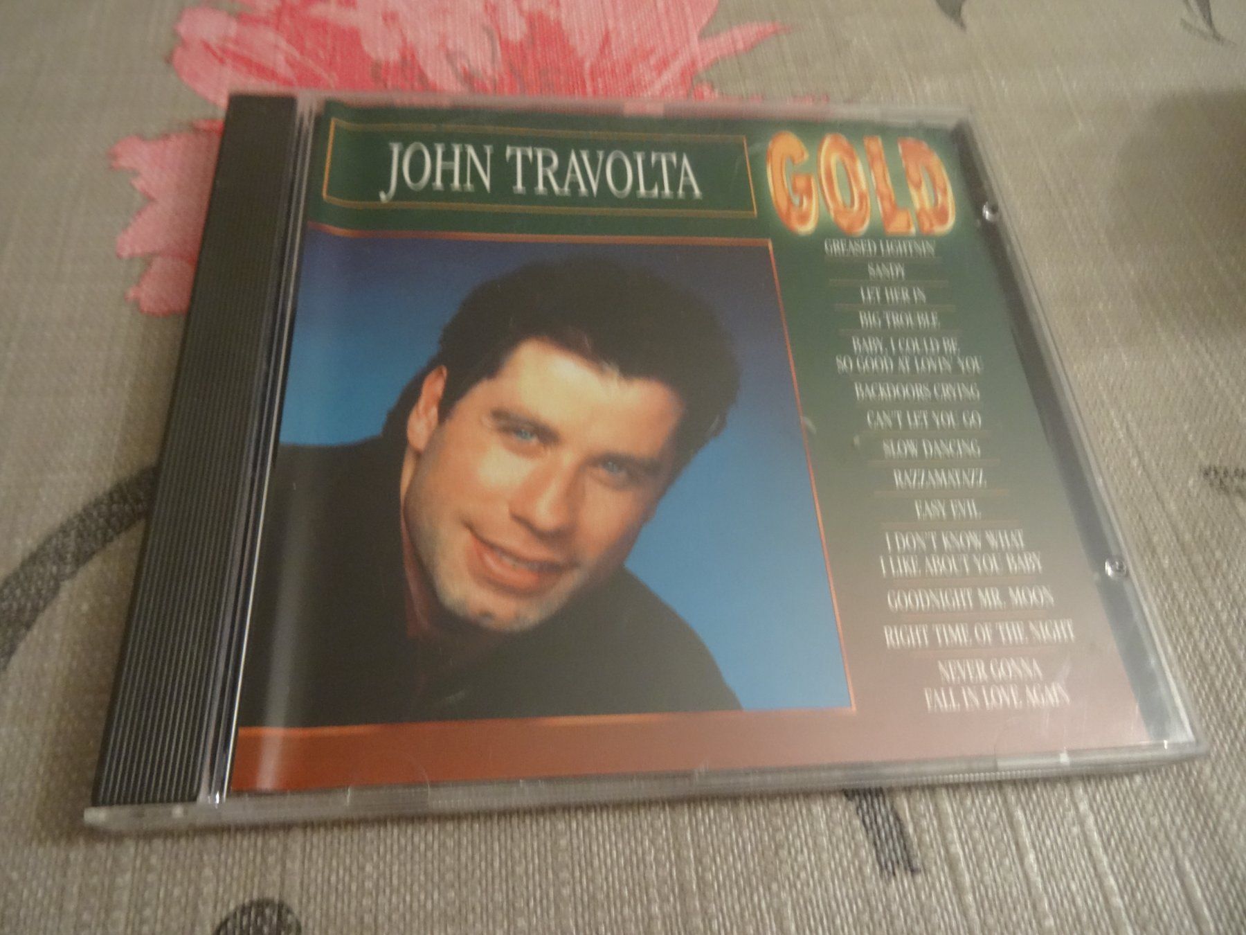 CD: John Travolta - Gold CD – Usato da Olten venduto da Disc-Ausverkauf