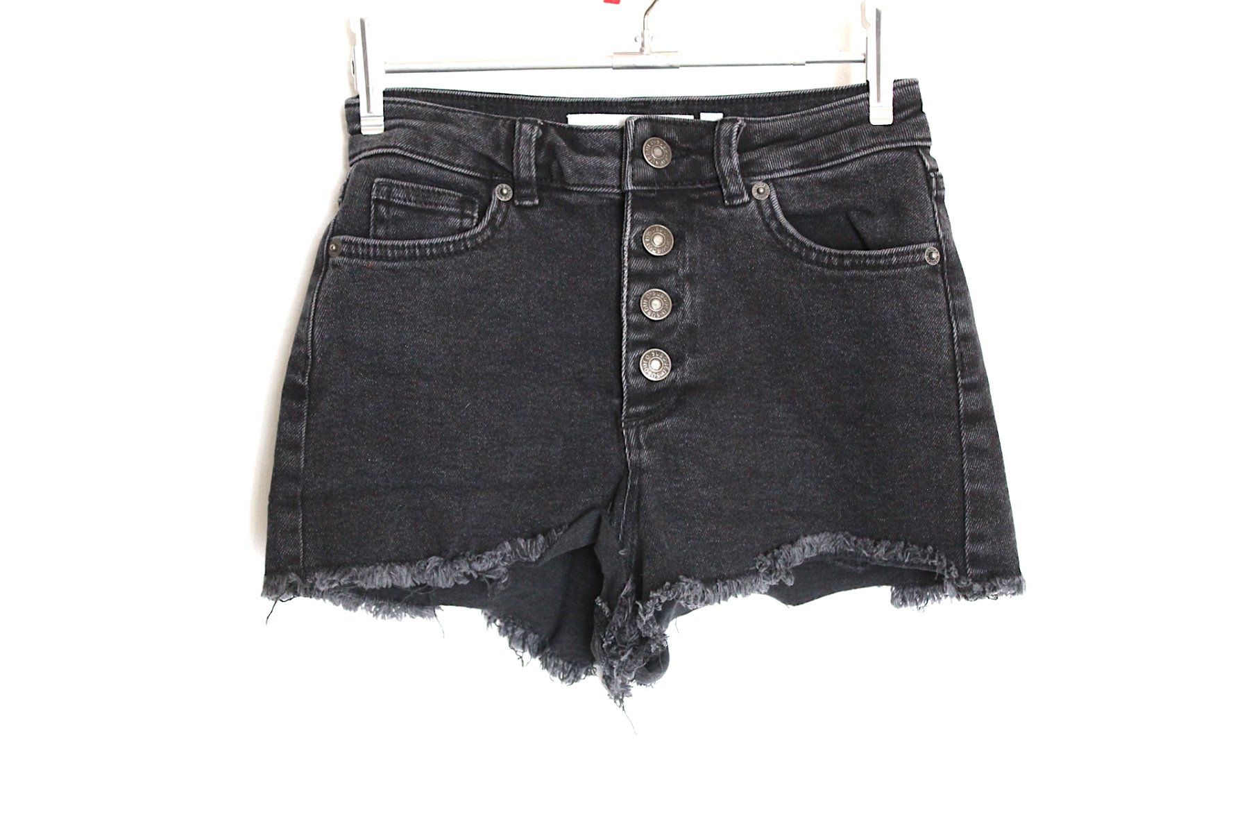 Jeans: Kurze Schwarze Jeans , Gr.EU 32/34 – Usato da Locarno venduto da madame-tus-sauds 3