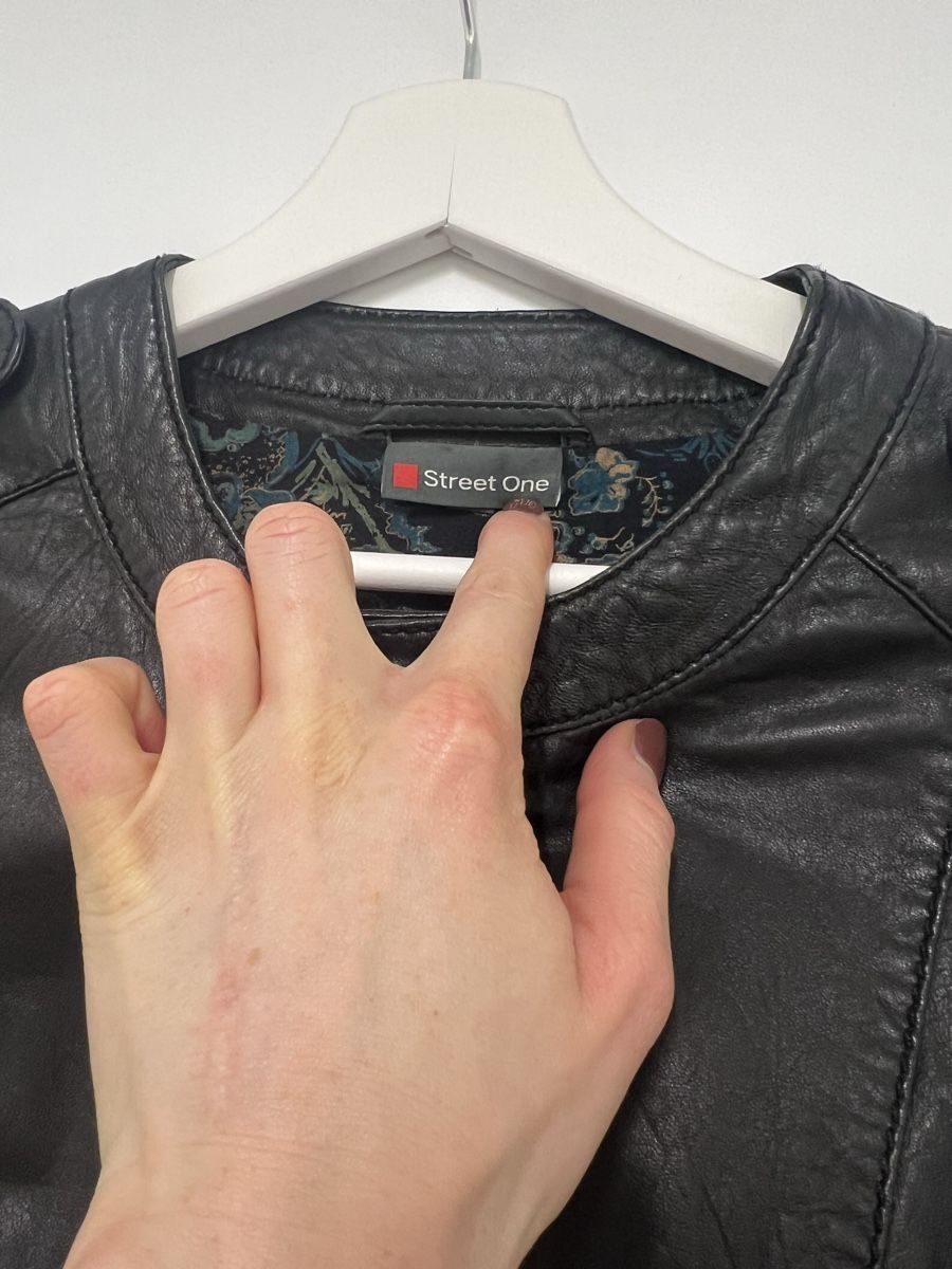 Vestes: Lederjacke Grösse 34 Echtleder – Neuf (Voir description) à Zürich par sellingmystuff1 4