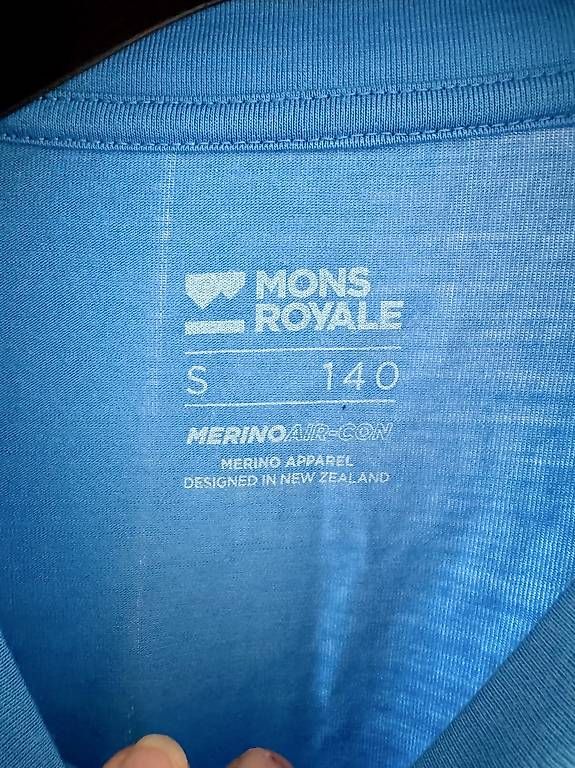 Mons Royale T-shirt: Mons Royale T-Shirt – Usato da Zürich venduto da Lea036 1
