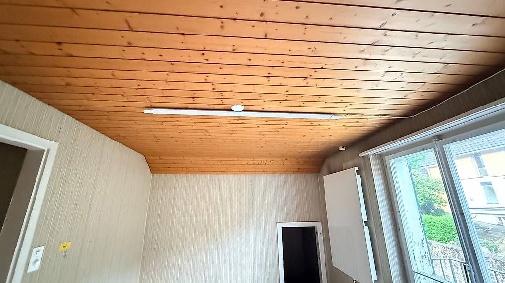 Articoli in legno: 33m2 Holztäfer – Usato da Rothrist venduto da Jonathan1995