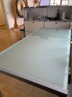 Schreibtisch - Glasplatte matt silber Gestell