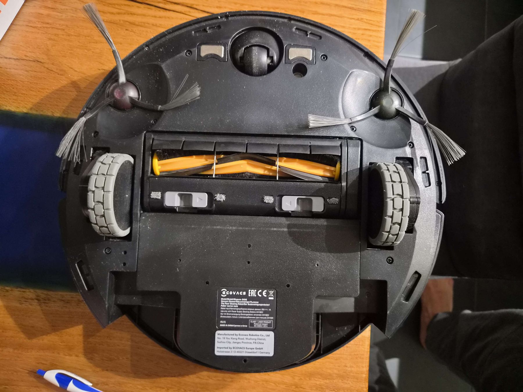 Ecovacs Staubsauger & Zubehör: Ecovacs Deebot Ozmo 950 Saugroboter mit Ladestation – Gebraucht aus Luzern von luk_ly2x 5