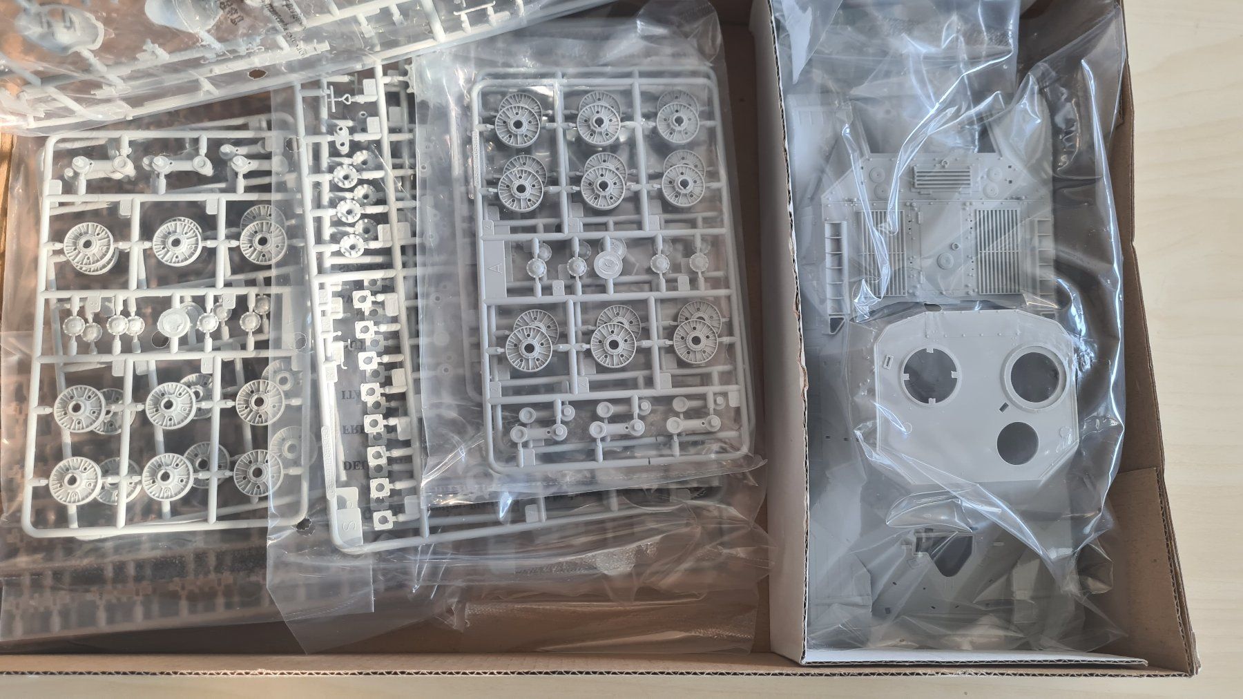Modellbausätze & Standmodelle: 1:35 Soviet Object 268 - Trumpeter 05544 – Neu (gemäss Beschreibung) aus Bassersdorf von jackbmw 5