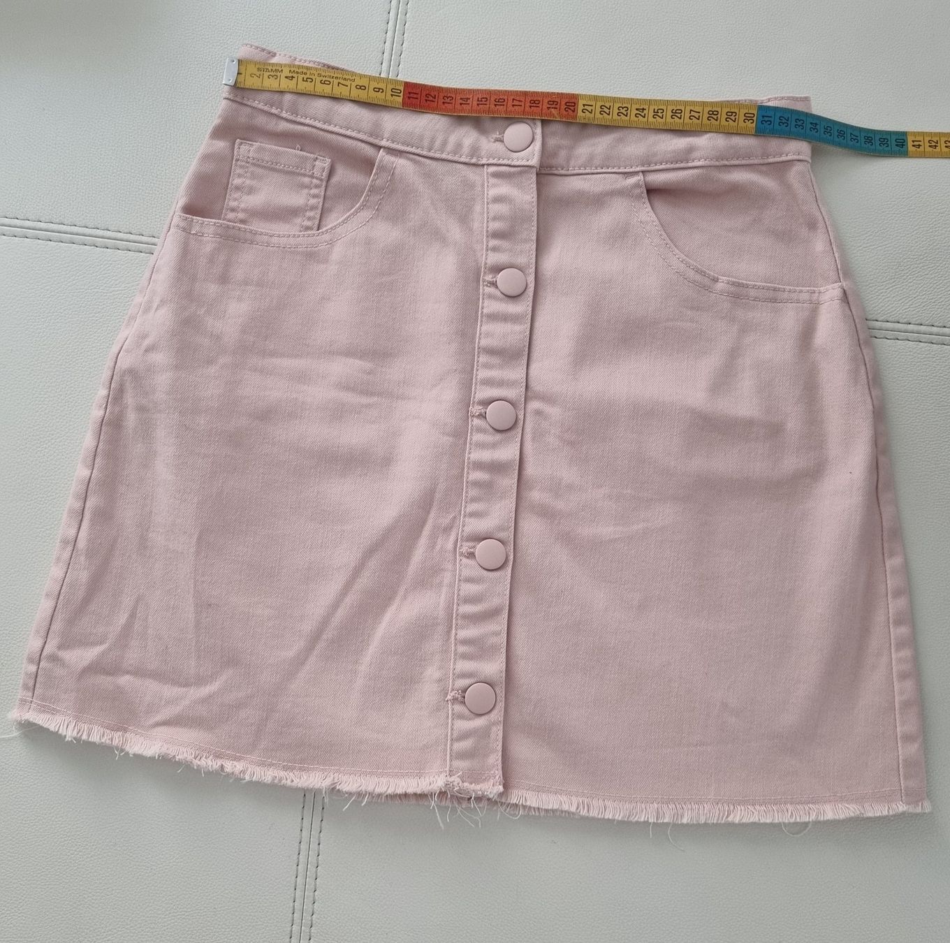 Benetton Vestiti & Gonne: BENETTON Rock – Usato da Steinmaur venduto da Kiki_m240