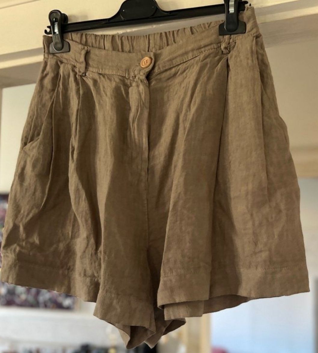 Hosen: Sommerliche Leinen Shorts, hellbraun, Grösse 38 – Gebraucht aus Gränichen von mic_x2zf 1