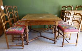 Antiker Tisch mit 6 Stühlen Biedermeier