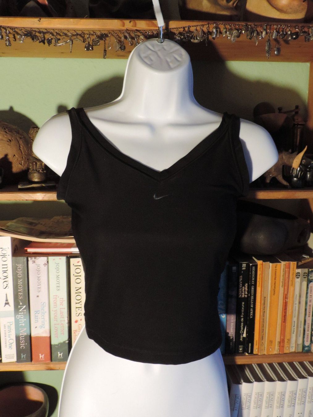 Top: top sport nike noir – Usato da Genève venduto da Axelle333