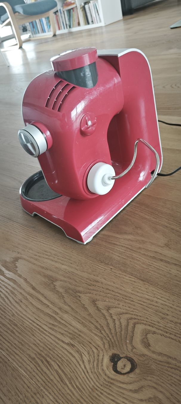 Bosch Elettrodomestici da cucina: Bosch Hand Mixer MFQ30 Red - Great Condition for Baking – Usato da Dübendorf venduto da Jianbo_CN_CH_IT 1