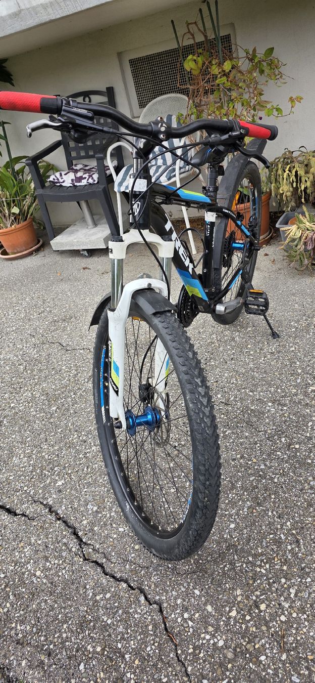 Velos: Trek Velo – Gebraucht aus Solothurn von mar_8qf8 1
