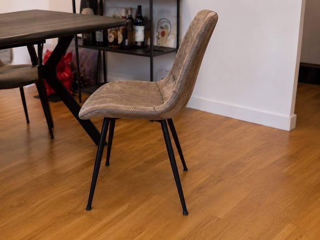 Sedie: 4 chaises modernes style industriel / vintage – Usato da Lausanne venduto da lio_qt7d 1