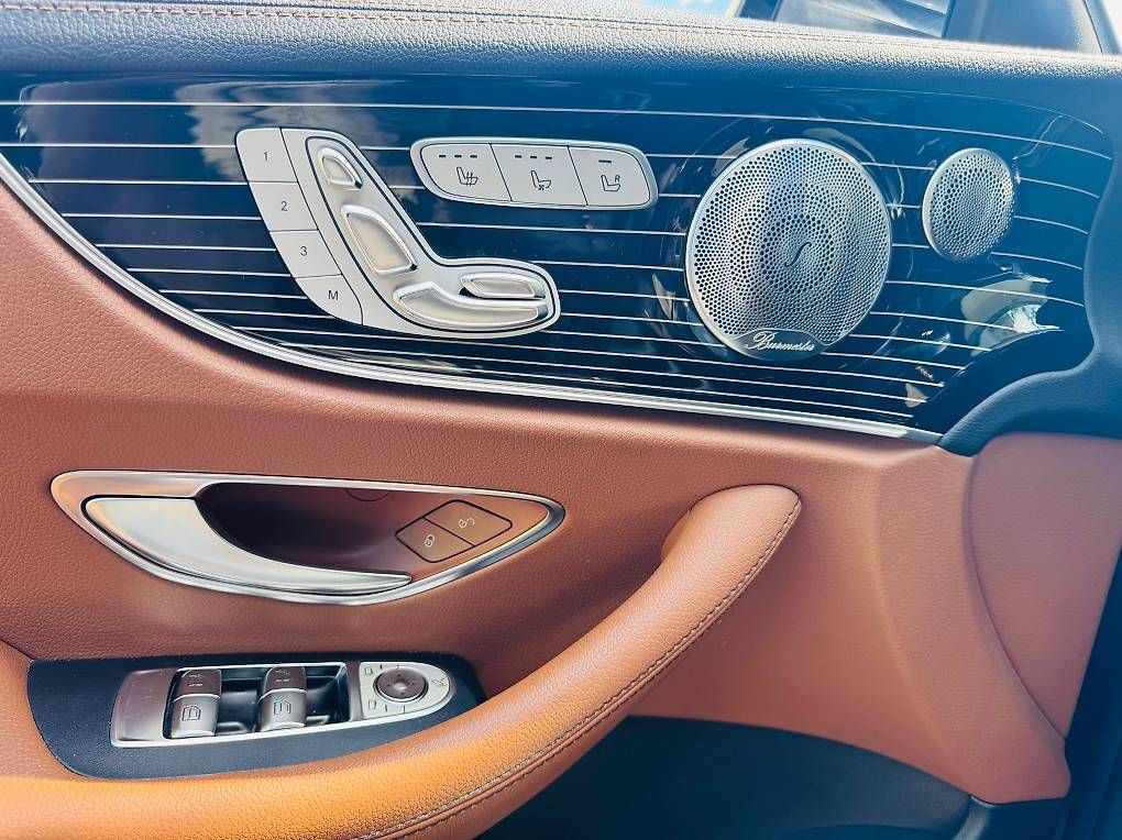 Autos: Mercedes-Benz E 300 Coupé – Gebraucht aus Meilen von HappyTogo 4