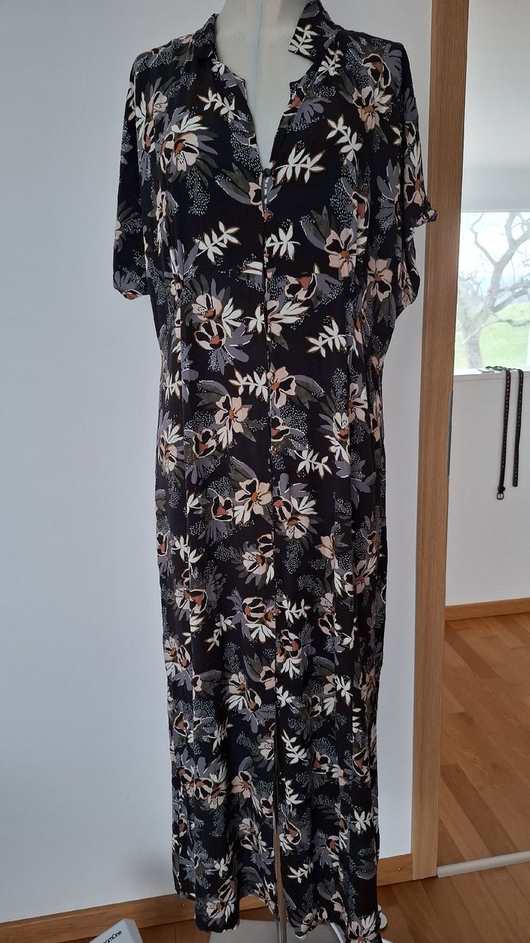 Nile Vestiti: Robe longue fleurie Nile, taille XL, comme neuve – Usato da Payerne venduto da wardi11 1