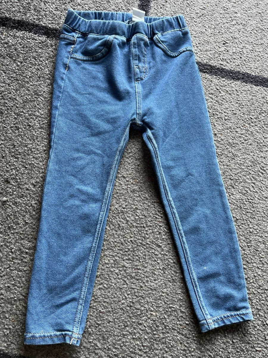 H&M Pantaloni: 5 x Jeggins/Jeans Grösse 98 – Usato da Ebikon venduto da KarinM02 8