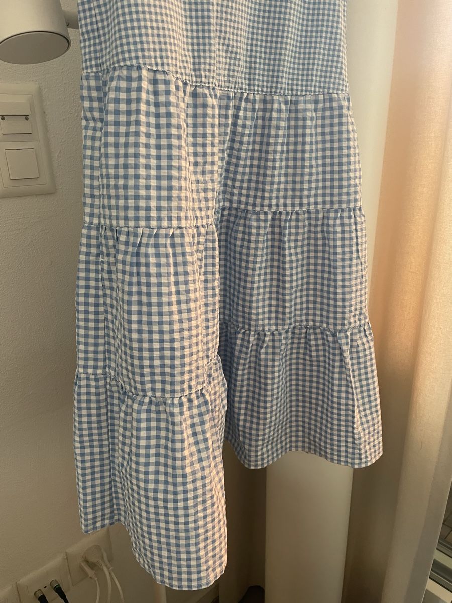 Uniqlo Vestiti & Gonne: Robe Uniqlo 130 – Nuovo (secondo la descrizione) da Zürich venduto da yaelle106 3