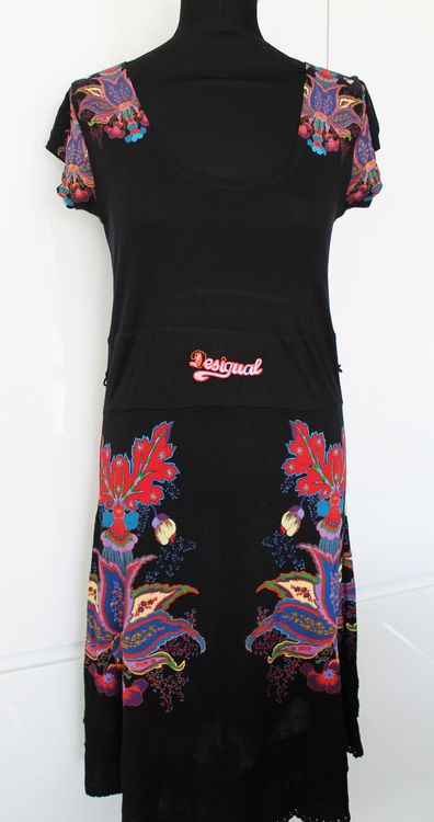 Robe DESIGUAL taille XL (Gebraucht) in Chez-le-Bart für CHF 18 - mit
