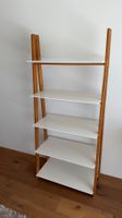 Bücherregal