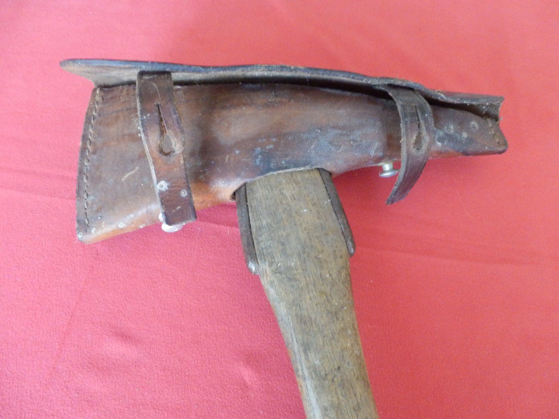 Schweizer Armee Tutti gli attrezzi: marteau/hache militaire avec fourreau – Usato da Apples venduto da Photec18 2