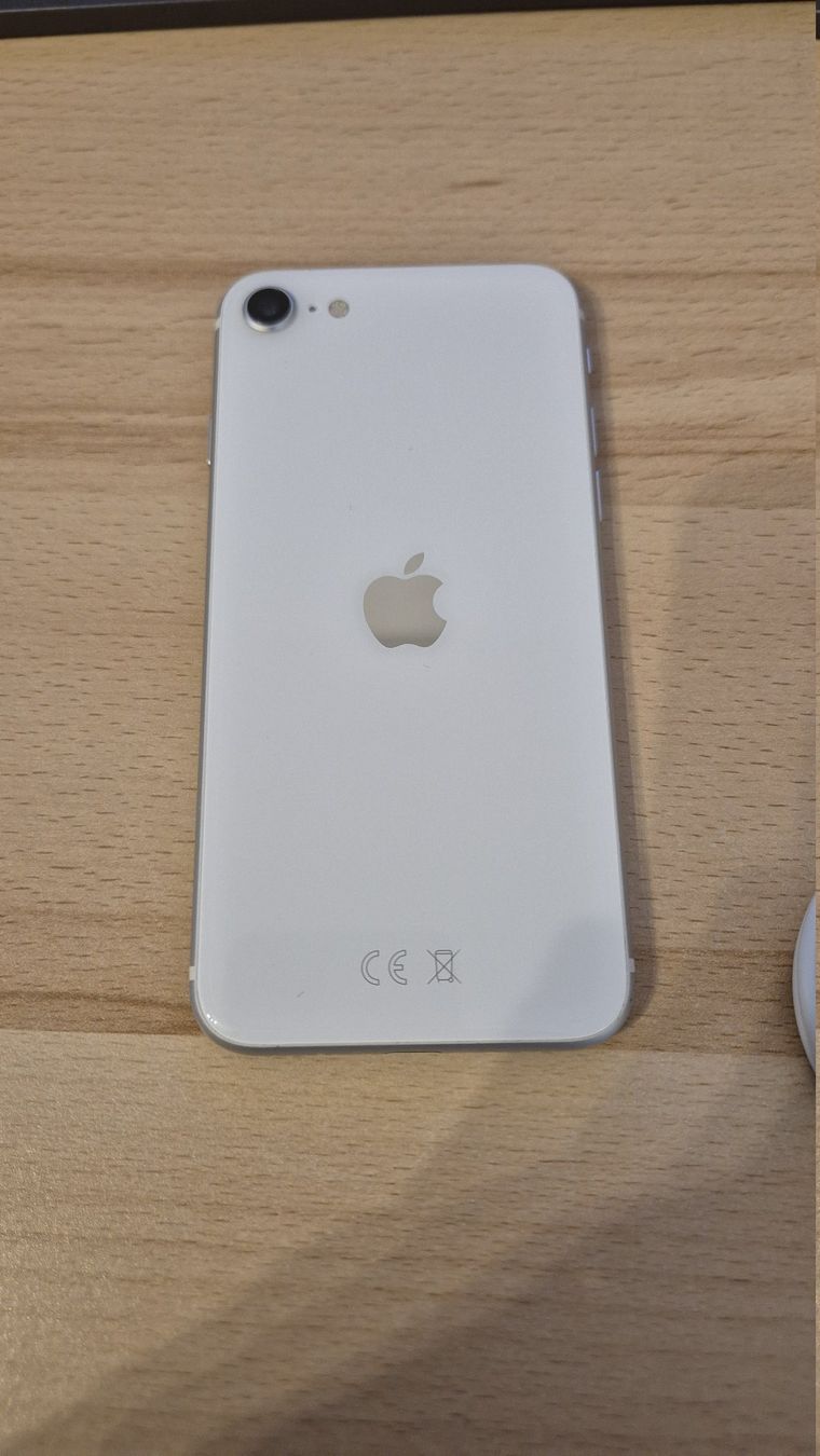 Apple Telefoni cellulari / Smartphones: iPhone SE 2020 64GB White 3034 – Usato da Münchenbuchsee venduto da MV_Solutions 4