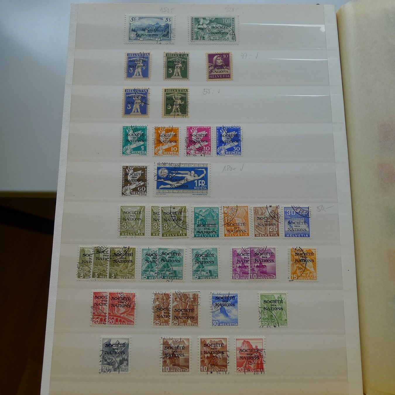Tutti i francobolli: 1918-1965, Starke Sammlung Dienstmarken, Kat: 5000.-+ – Usato da Sursee venduto da Luzernerraute 5