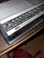 Stag LW/MW/UKW Stereo Radio-Wecker mit Kalender, Vintage