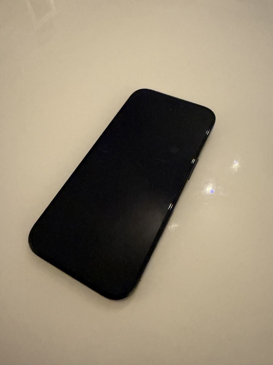 Apple Telefoni cellulari / Smartphones: iPhone 16 pro 512 GB black – Usato da Grenchen venduto da andrew85 1