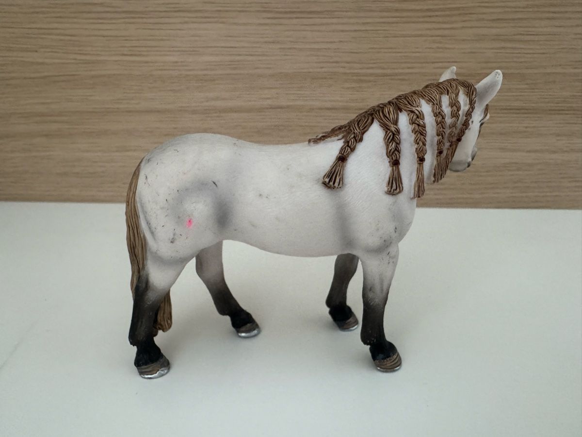 Schleich Statuette: Schleich Andalusier Stute 13668 Pferd – Usato da Sursee venduto da giu_205 1