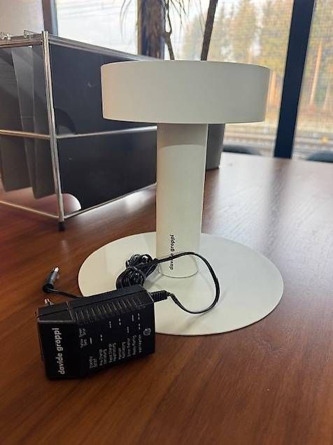 Lampade: Davide Groppi Design-Tischleuchte mit Sound – Usato da Zollikofen venduto da OberliAG 6